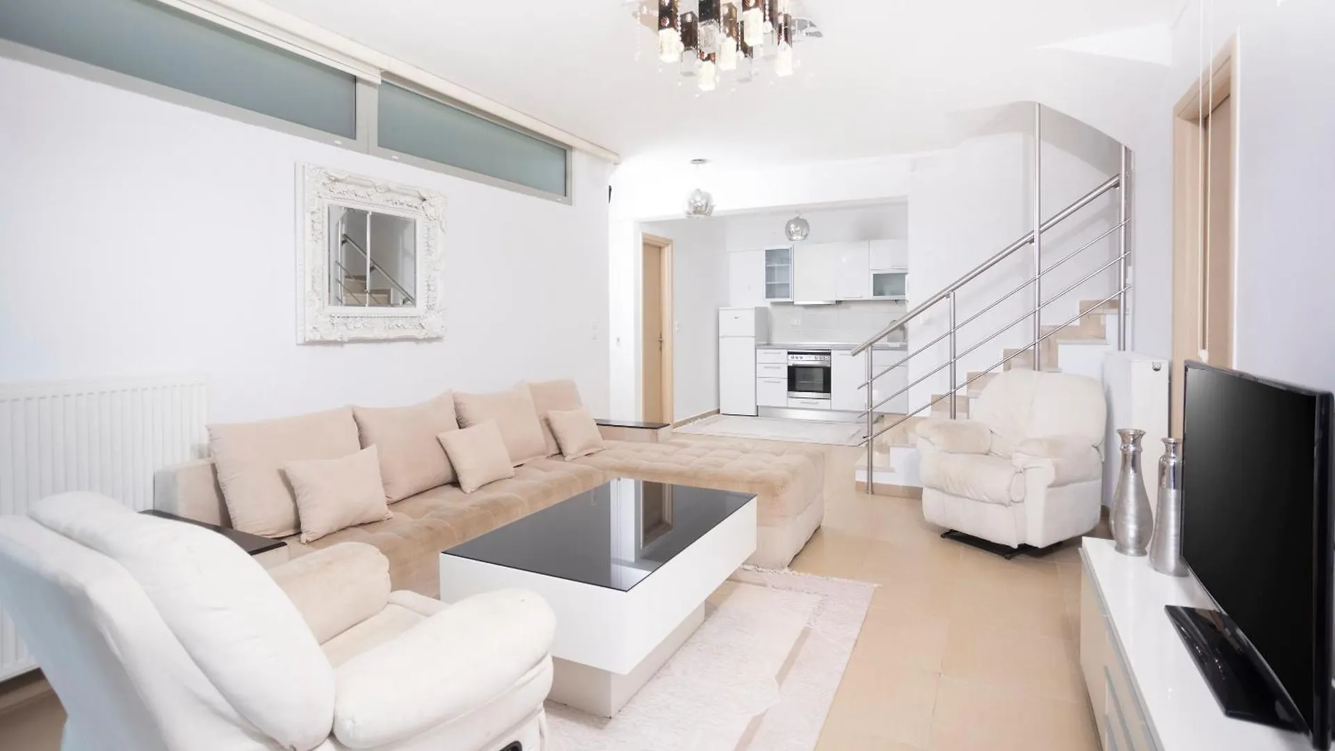 Villa Alpha - Beachfront, Steps From Mamalouka And Blue Carpet Pefkochori