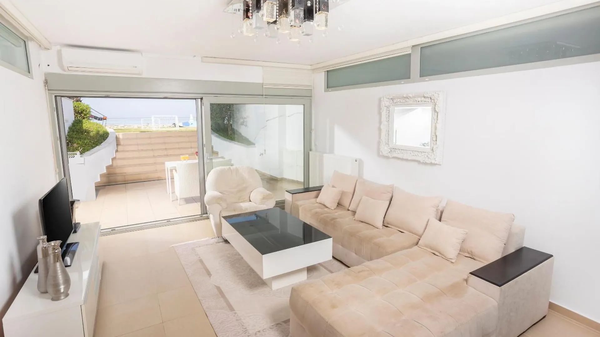 Villa Alpha - Beachfront, Steps From Mamalouka And Blue Carpet Pefkochori Greece
