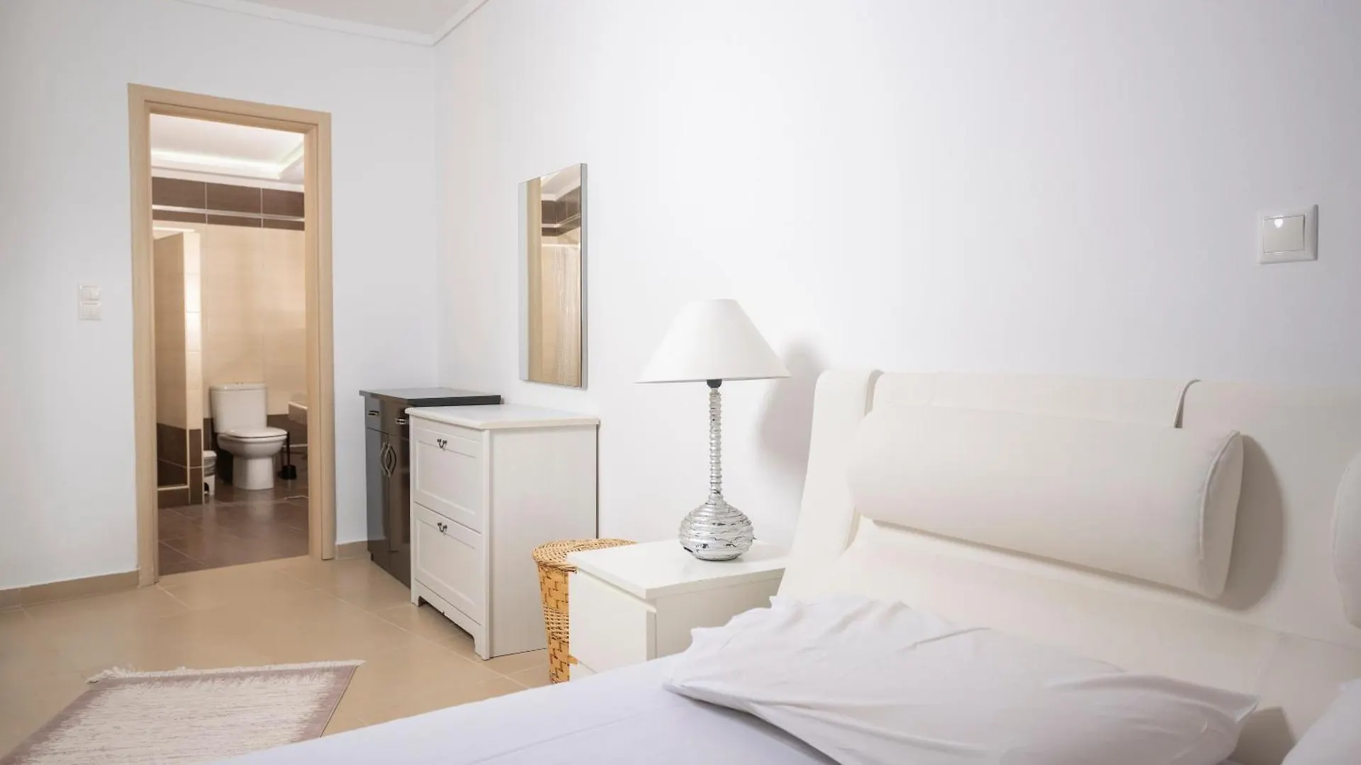 Villa Alpha - Beachfront, Steps From Mamalouka And Blue Carpet Pefkochori 0*,  Yunanistan