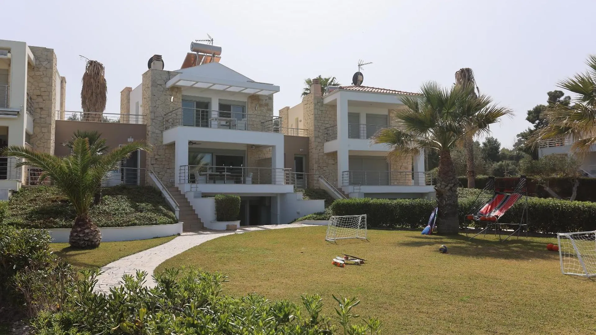 Villa Alpha - Beachfront, Steps From Mamalouka And Blue Carpet Pefkochori 0*,  Yunanistan
